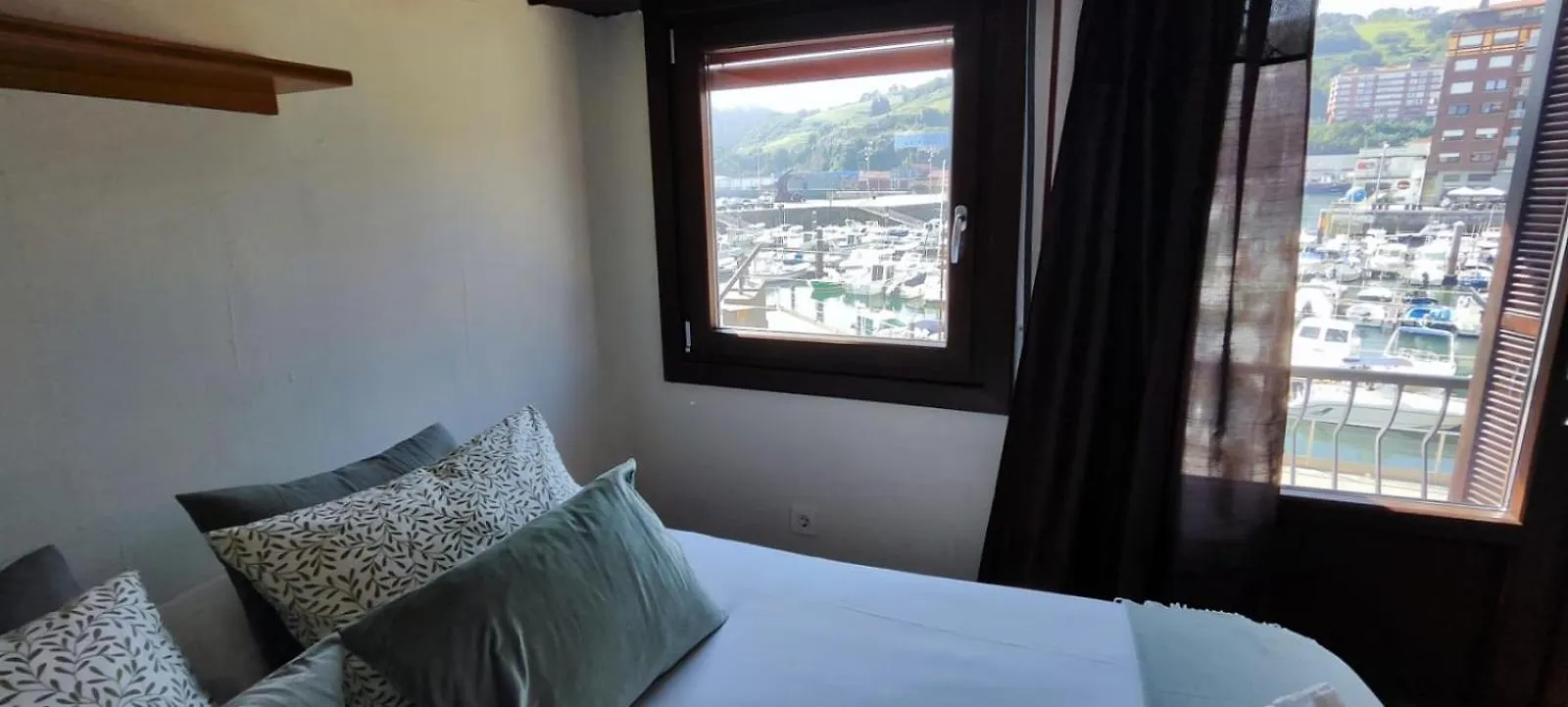 La Txalupa De Bermeo Apartment